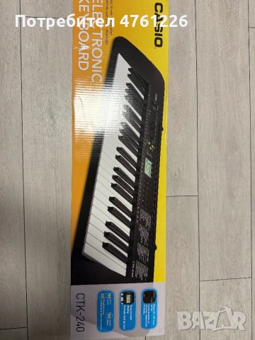 Електронен синтезатор Casio CTK-240, снимка 2 - Синтезатори - 53785172