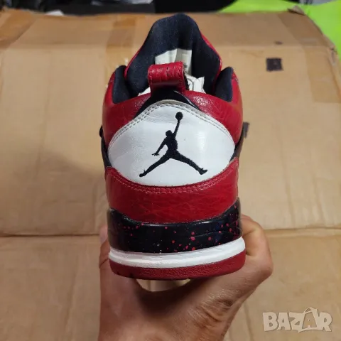маратонки Jordan Flight 45 Gym Red White номер 41,5-42, снимка 14 - Маратонки - 40352208