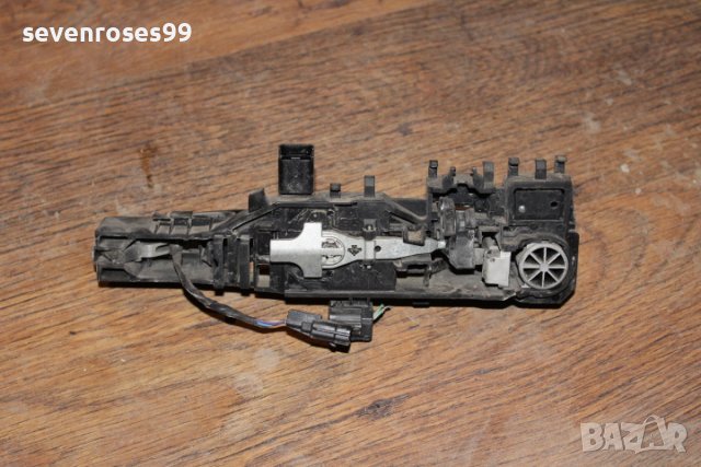 Дръжка външна задна дясна Рено Сценик 2 Renault Scenic 2 , снимка 6 - Части - 39643456