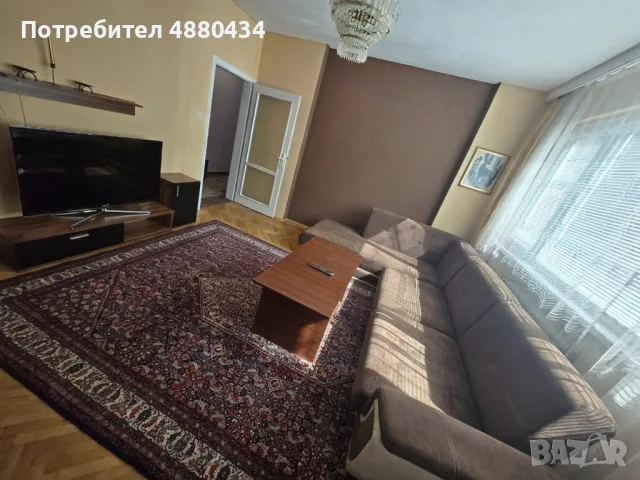 Тристаен апартамент под наем