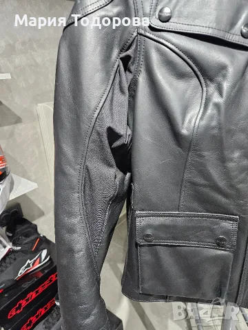 Triumph дамско мото яке, размери: XS, S, M, снимка 3 - Аксесоари и консумативи - 56175801