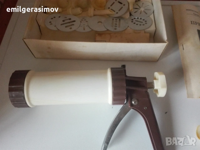 Ретро ютия и преса (шприц) за сладки.., снимка 6 - Микровълнови - 45706849