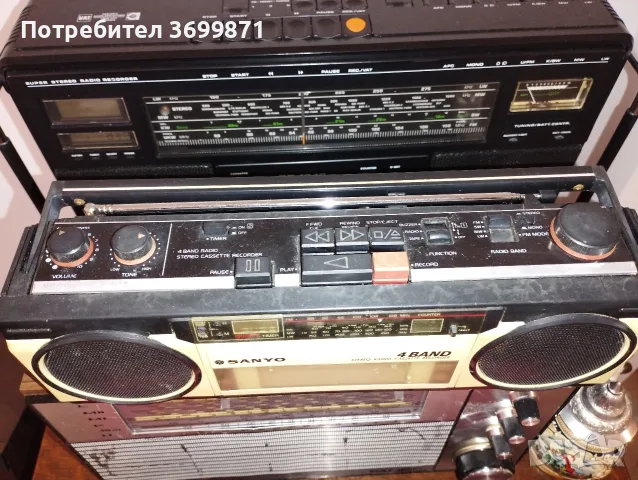 Радиокасетофон Саньо., снимка 2 - Радиокасетофони, транзистори - 56010507