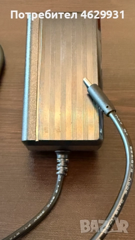 Двойно безжично зарядно устройство: 2x10W. Зареждането, снимка 4 - Безжични зарядни - 52141184