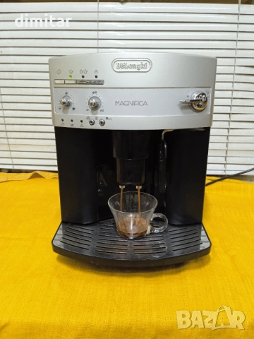 Кафе автомат Delonghi Magnifica , снимка 3 - Кафемашини - 53339591