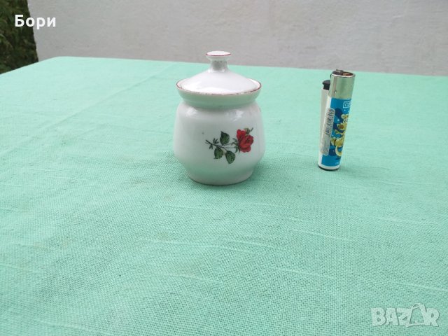 Порцеланова захарница българска, снимка 2 - Аксесоари за кухня - 35874862