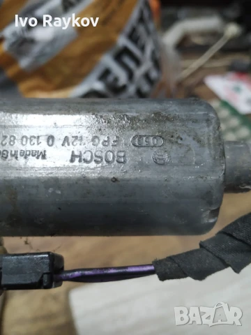 Стъклоповдигач Mercedes E-Class W211 Преден Десен , A2118203042, снимка 3 - Части - 51007351