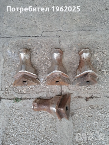 Комплект Соц Стари Чугунени Крака От Стара Печка., снимка 4 - Отоплителни печки - 51464205