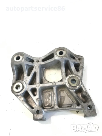 Стойка за компресор на климатик за Mazda 5 2.0D (2007) RF7L15810, снимка 2 - Части - 53688533