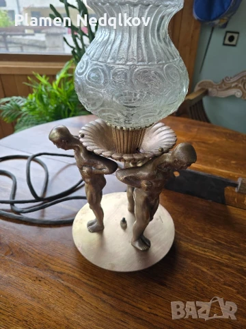 Стара лампа,година неизвестна.