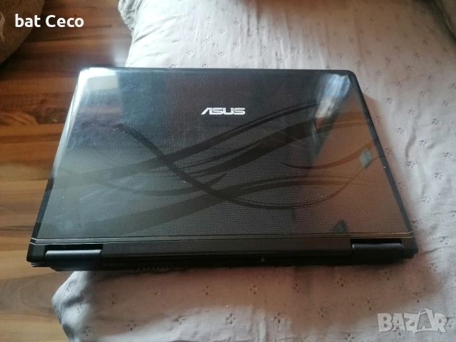 Лаптоп "ASUS" 