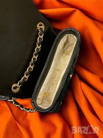 чанти guess , снимка 9 - Чанти - 51330603