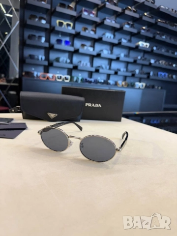 очила с черен обикновен калъф и Ув защита miu miu vehla cartier , снимка 2 - Слънчеви и диоптрични очила - 52093165