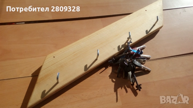 Закачалка за дрехи и ключове, снимка 2 - Закачалки - 52561654