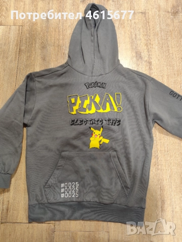 суичър с Покимон 