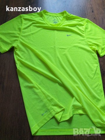 Nike Dri-FIT - страхотна мъжка тениска КАТО НОВА, снимка 6 - Тениски - 35948192