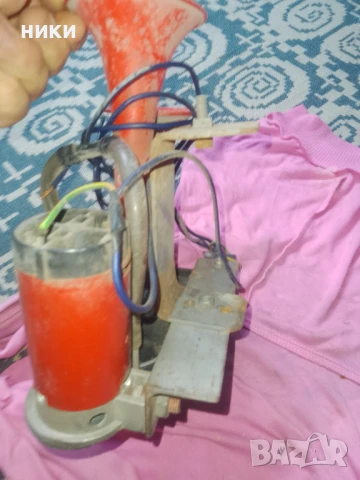 Тромба клаксон сирена въздушна двойна с компресор 12V за кола камион бус и др., снимка 2 - Аксесоари и консумативи - 50647617