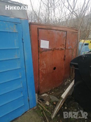 Продавам метален гараж 