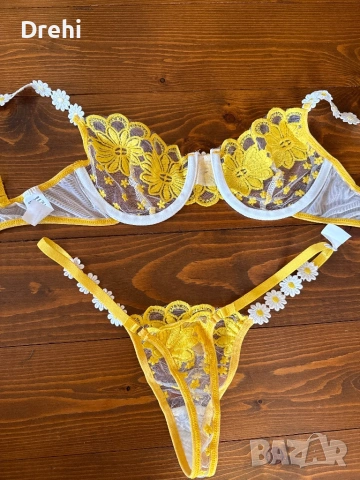 Комплект сутиен 75б и прашки размер М , снимка 2 - Бельо - 53868760