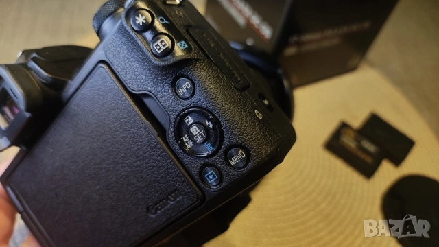 Canon EOS M50 + Sigma 17-50mm f/2.8 EX DC OS HSM + Canon адаптер, снимка 4 - Фотоапарати - 53597729