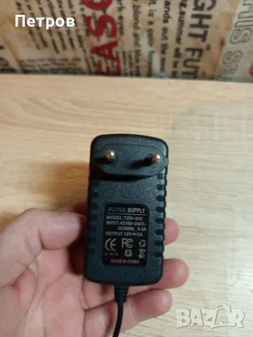 Адаптор 220-12v., снимка 6 - Кабели и адаптери - 48265118