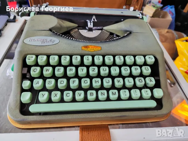 Пишеща машина Hermes Baby 1958 г, снимка 5 - Антикварни и старинни предмети - 48675766