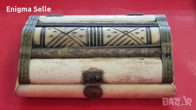 Vintage кутия за бижута от кост и месинг , снимка 2 - Антикварни и старинни предмети - 53321717