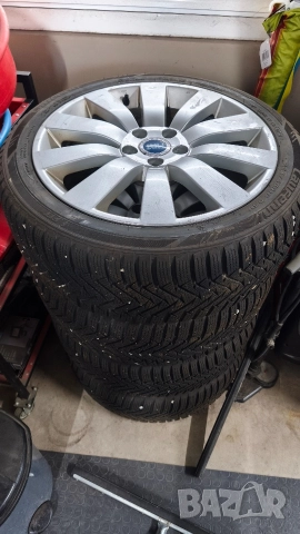 Fiat 18" 5x108 с отлични зимни гуми