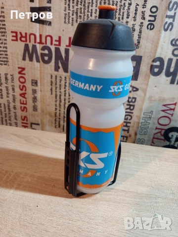 Вело бутилка със стойка