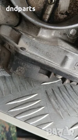 Дроселова клапа VW Golf 4 2.3i 2000 021133066 Volkswagen Golf IV (1998-2004), снимка 3 - Части - 55983758