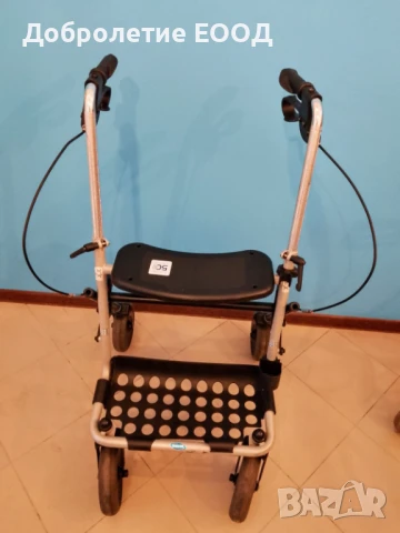 Ролатор Invacare P452E/3-30 сервизиран с 1 г. гаранция и право на връщане, снимка 2 - Ролатори - 51430746