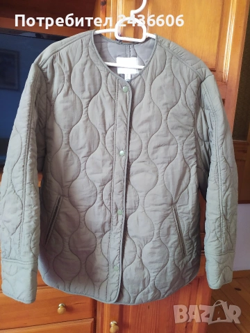 Пролетно яке в нежно зелен цвят 