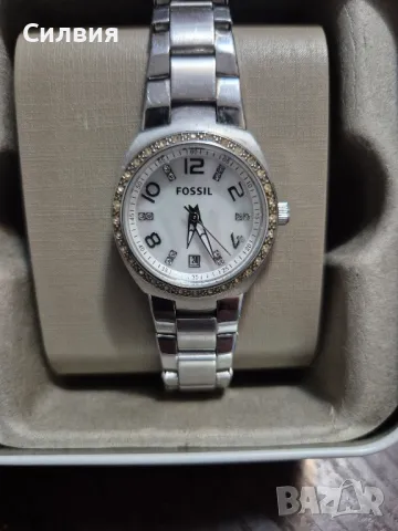 дамски часовник Fossil , снимка 4 - Дамски - 49244070