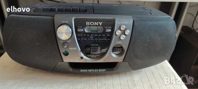 Радиокасетофон CD SONY CFD-V6