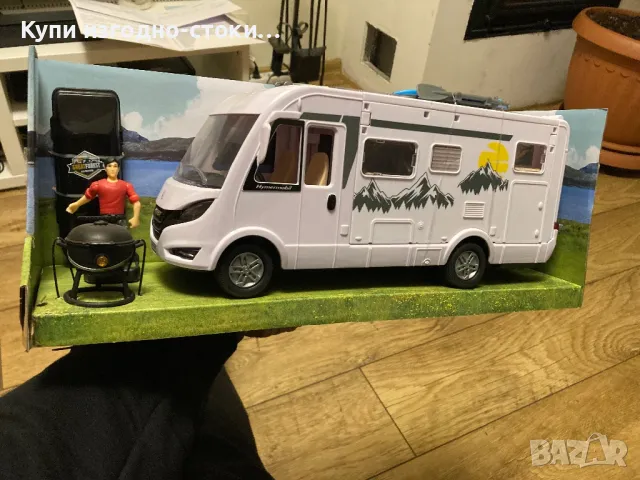 Dickey Toys - Camper Set Hymer Кемпер, снимка 2 - Коли, камиони, мотори, писти - 47791615