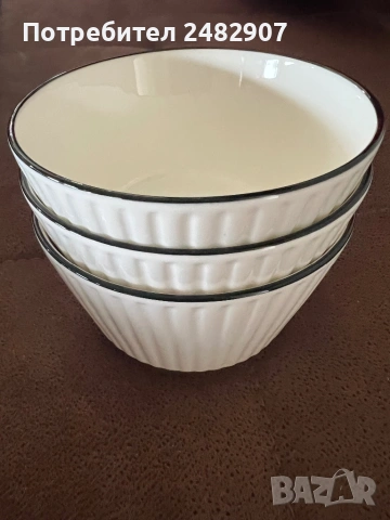 Комплект порцеланови купи - 3 броя, снимка 2 - Чинии - 53690214