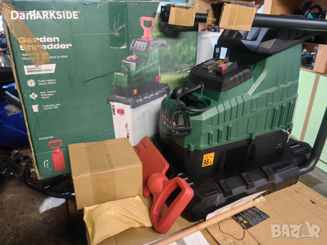 Валцова дробилка за клони Parkside 2800w 