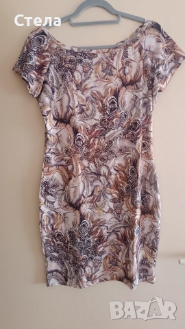 Нови дамски рокли в разпродажба