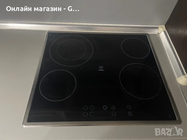 Кухненско обзавеждане 3.70 м с вградени уреди, снимка 12 - Кухни - 53637884