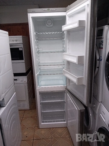 Иноксов комбиниран хладилник с фризер Liebherr с 2 години Гаранция!, снимка 9 - Хладилници - 53607903