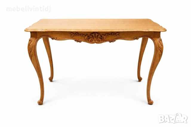 Класическа холна маса в стил Луи XV