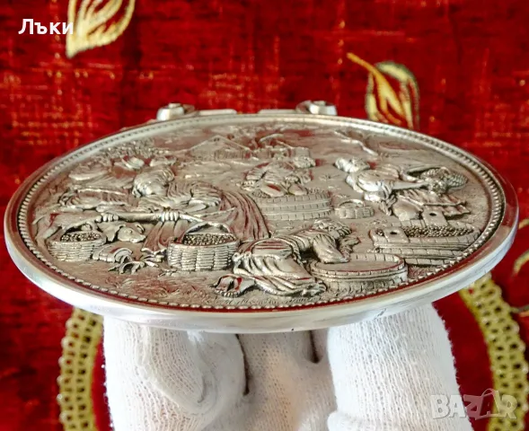 Калаен плакет,медал,пано Гроздобер. , снимка 3 - Антикварни и старинни предмети - 56376478