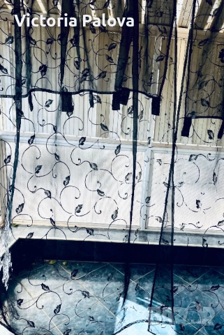 Комплект черни тюлени пердета с флорални мотиви (2 броя), снимка 5 - Пердета и завеси - 53728237