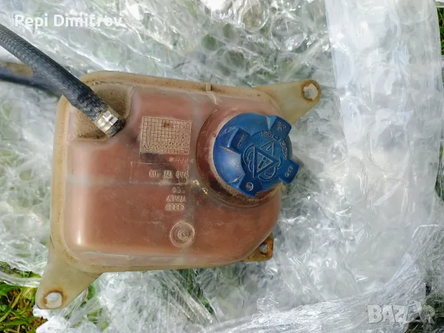 Казанче антифриз за Ауди 80 б4 , снимка 3 - Части - 50418900
