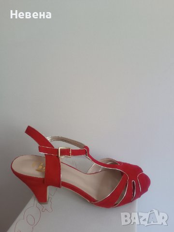 Дамски сандали Batа, естествена кожа червено и златно, 40 номер, снимка 2 - Сандали - 41751036