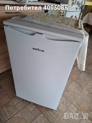 Продавам хладилник