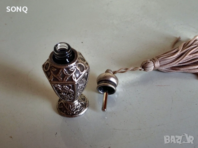 Много Рядко Старо Колекционерско Шише От Парфюм, снимка 4 - Антикварни и старинни предмети - 53137150