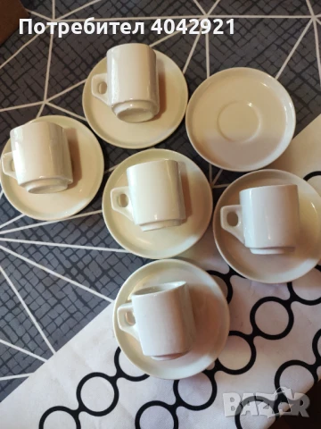 Сервиз за кафе, снимка 2 - Сервизи - 50913892