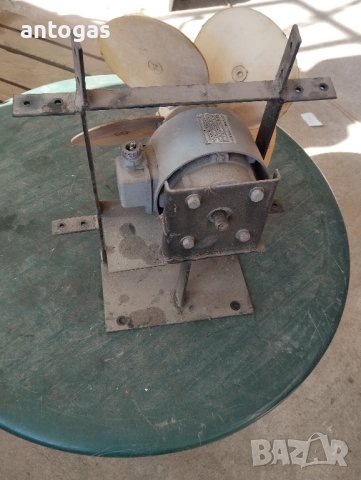 вентилатор , снимка 2 - Електродвигатели - 44142839