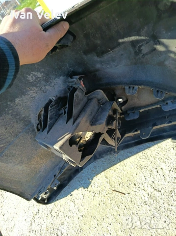 Предна броня Опел Астра Х ГТС / Predna bronq Astra H GTC 2/3, снимка 7 - Части - 53671516